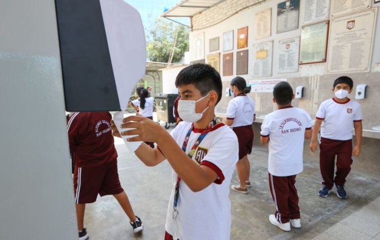 Minsa: uso de mascarillas en colegios sería opcional cuando 80% de alumnos esté vacunado contra la COVID-19