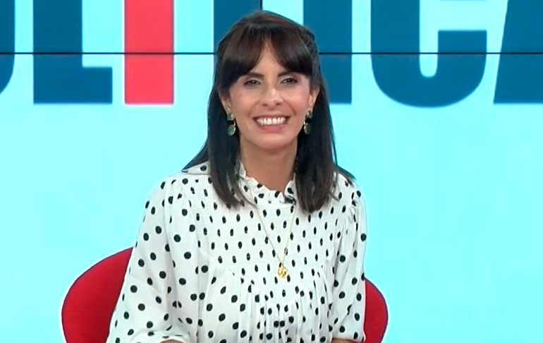 Portada: Carla García: "La oposición se ha conformado con decir que no se tienen los 87 votos para la vacancia"