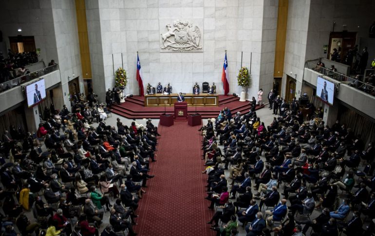 Chile: diputados deberán realizarse una prueba de drogas