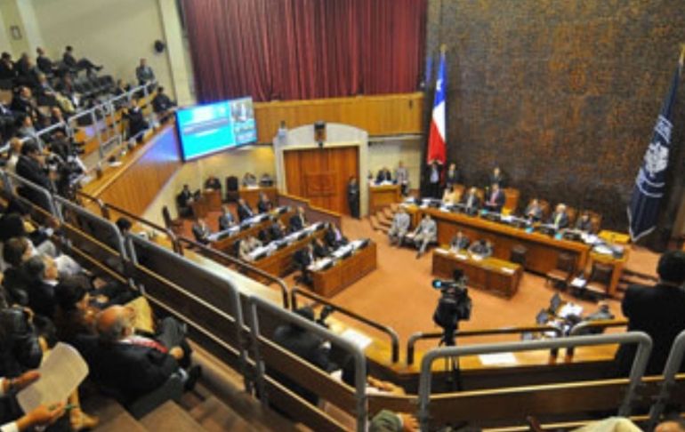 Chile: 78 diputados son sometidos a examen de drogas