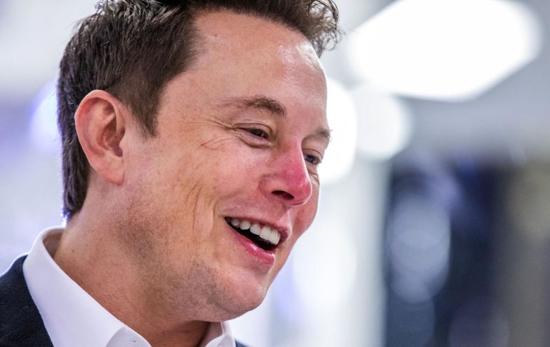 Portada: Elon Musk añade denuncia de exjecutivo de Twitter para cancelar acuerdo de compra