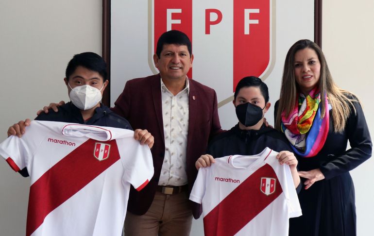 FPF firmó convenio de cooperación con la Asociación Colectivo 21 Perú