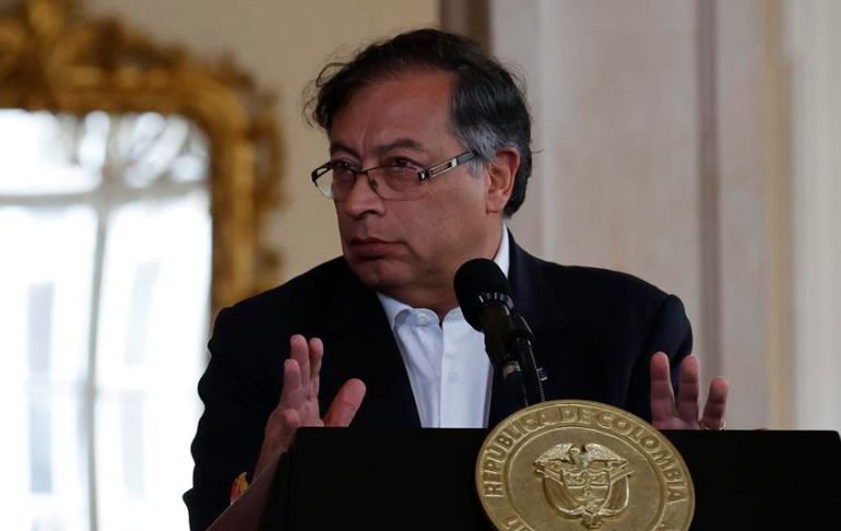 Portada: Gobierno del izquierdista Gustavo Petro envía proyecto al Congreso para que ricos paguen más impuestos