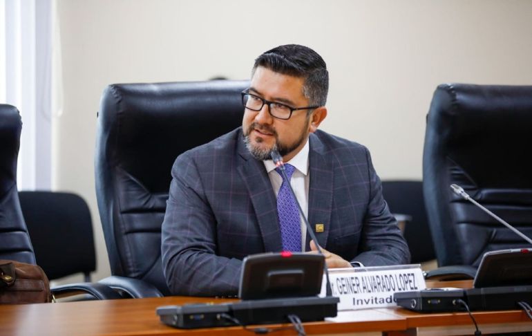 Geiner Alvarado: ministro de Transportes acudió a declarar al Ministerio Público