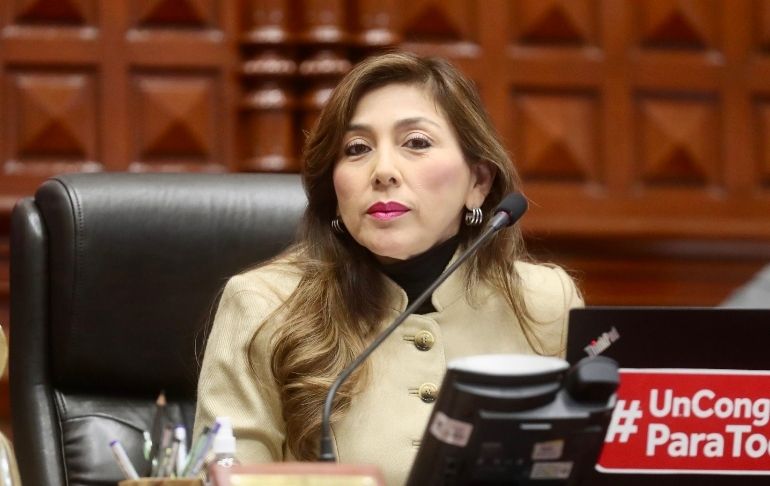 Lady Camones rechazó "las declaraciones e incitaciones a la violencia realizadas por Pedro Castillo y Aníbal Torres"