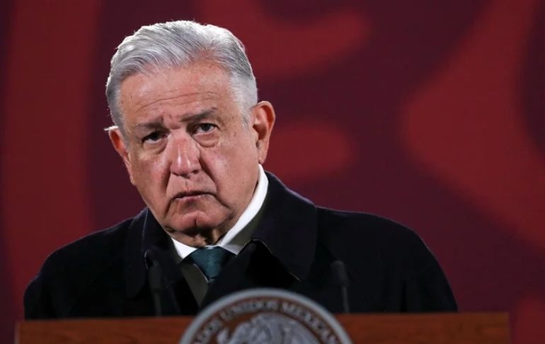 Portada: Manuel López Obrador solicita castigo a agentes responsables por desaparición de 43 estudiantes