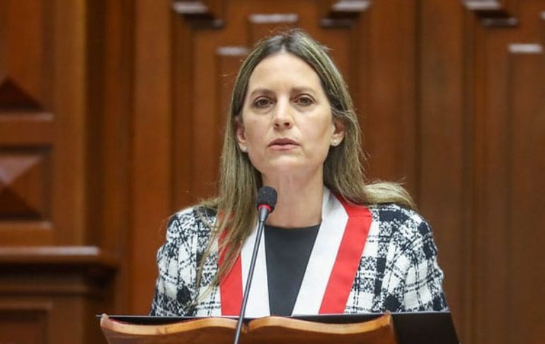 Maricarmen Alva pidió disculpas por tirar del brazo a Isabel Cortez