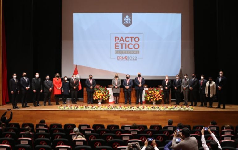 Elecciones 2022: diez partidos políticos firmaron Pacto Ético Electoral ante el JNE