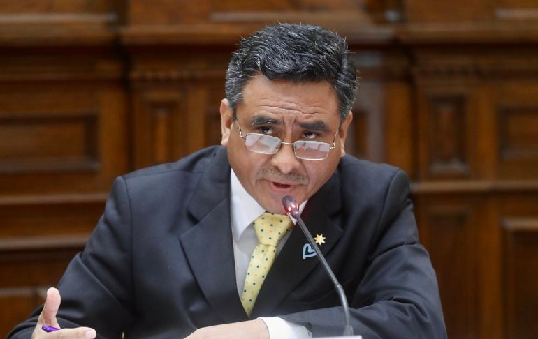 Portada: Ministro Willy Huerta calificó de "acertada" decisión de Pedro Castillo de cambiar altos mandos de la PNP