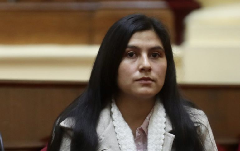 Yenifer Paredes dio positivo a COVID-19 tras entregarse a las autoridades