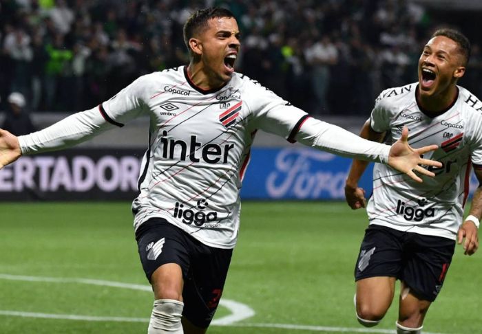 Atlético Paranaense es el primer finalista de la Copa Libertadores