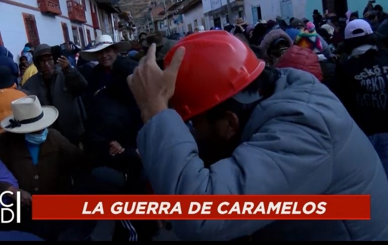 Crónicas de Impacto: ¿Sabías que existe una fiesta tradicional donde se lanzan caramelos? [VIDEO]