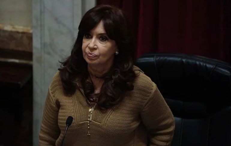 Portada: Argentina: arrestan a novia del atacante de Cristina Fernández y declara ante la justicia