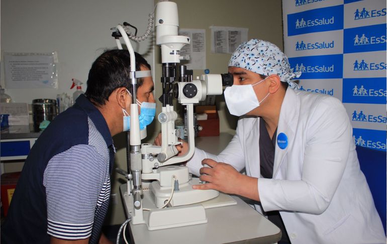 Hospital Alberto Sabogal: médicos salvan ojo a obrero que sufrió perforación del globo ocular