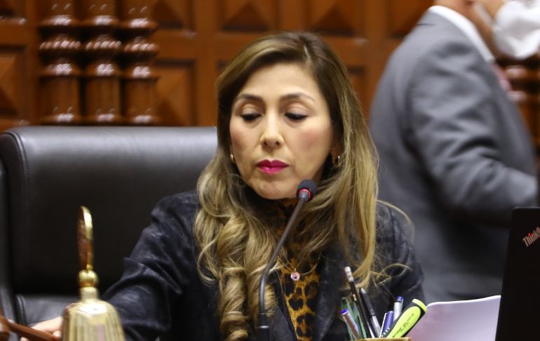 Lady Camones: “Me ofrecían que no atienda algunos proyectos a cambio de no votar por mi censura”