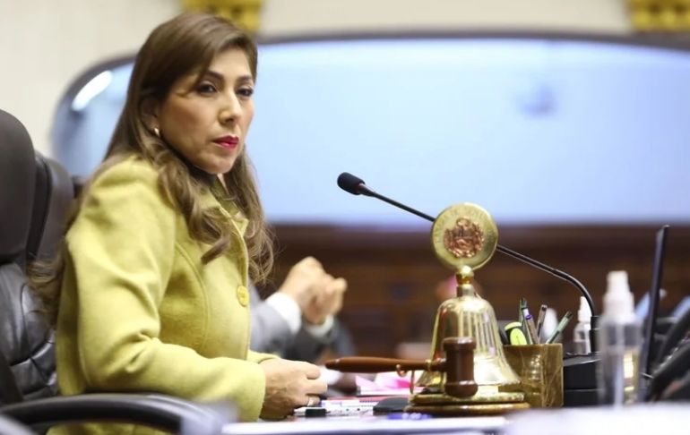 Lady Camones afirma que se va "con la frente en alto"