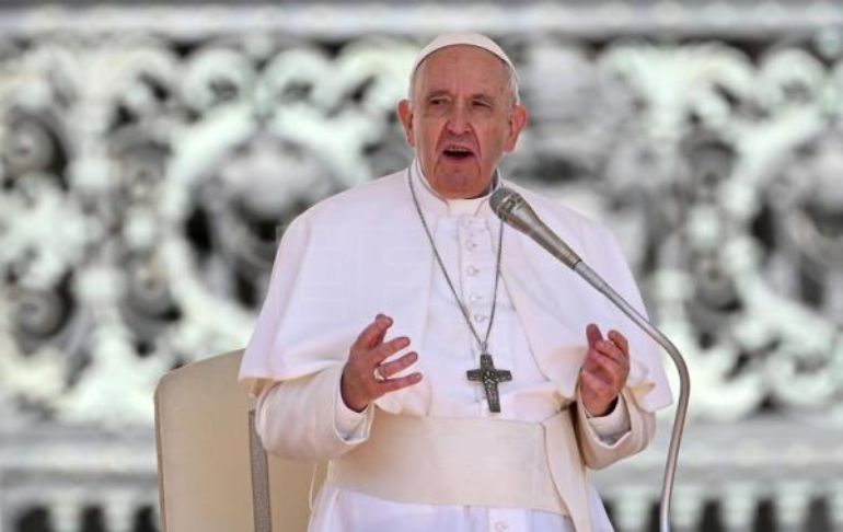 Portada: Papa Francisco: "¡Hoy estamos viviendo una guerra mundial, detengámonos por favor!"