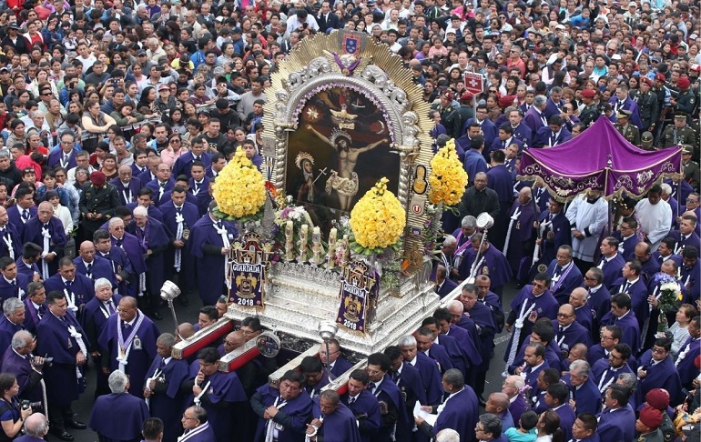 Portada: La imagen del Señor de los Milagros no recorrerá la Plaza de Armas de Lima