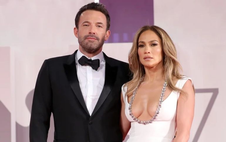 Jennifer Lopez cambia legalmente su apellido por Affleck: "Mantiene la tradición y el romance"