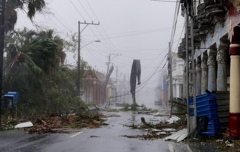 Portada: Huracán Ian deja inundaciones, destrucción y apagones a su paso por Cuba