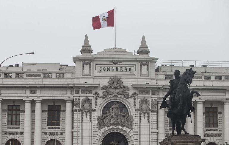 Portada: Pedro Castillo: estos son los 19 congresistas de 4 bancadas que habría captado el presidente