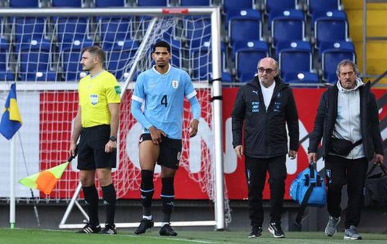 ¿Se perderá el Mundial?: Barcelona confirmó que el defensa uruguayo Ronald Araújo será operado
