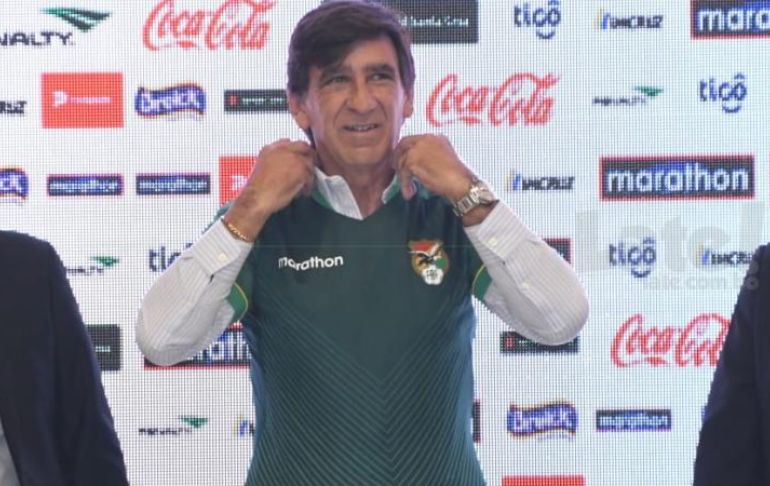 Portada: Gustavo Costas, técnico de Bolivia: "Tenemos que ser una selección ganadora"