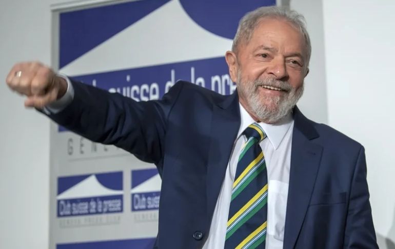 Lula da Silva tras votar: "El pueblo está definiendo el modelo de Brasil"