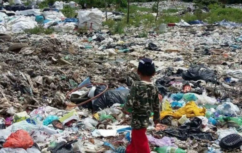 Portada: Argentina: niño de 8 años muere atropellado por camión mientras buscaba comida en basural