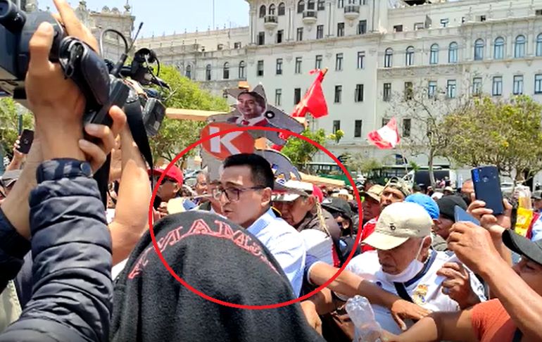 Marcha 'La toma de Lima': simpatizantes de Pedro Castillo agreden a periodista [VIDEO]