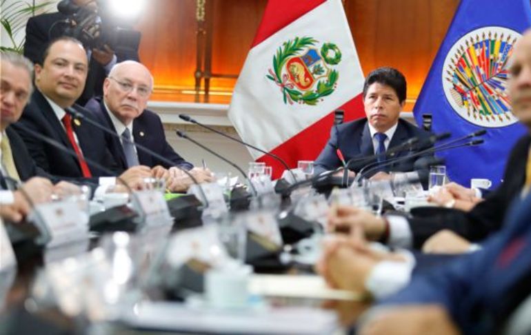 Portada: Bancada Somos Perú: "Pedimos a la OEA que le recomiende al presidente que se someta a la justicia"