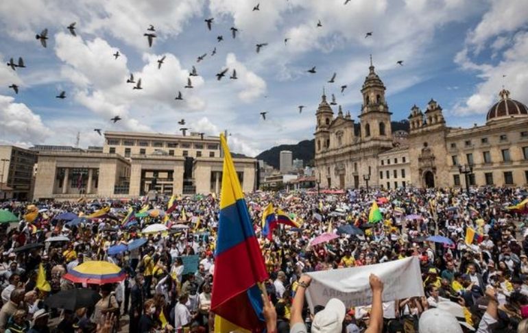 Colombia: ¿Por qué se desencadenó la primera ola de protestas contra Gustavo Petro?