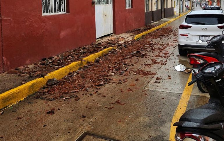 Portada: Reportan un muerto por terremoto de 7.4 grados en México