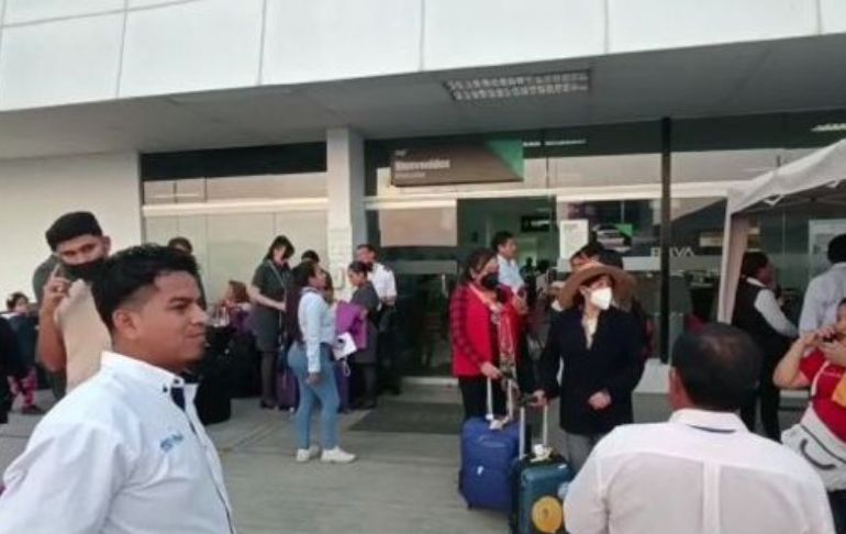 Portada: Aeropuerto Jorge Chávez: pasajeros denuncian cobros por reprogramación de vuelos