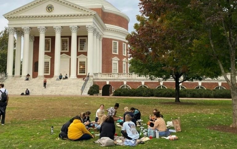 Portada: Estados Unidos: detienen a estudiante sospechoso de tiroteo en Universidad de Virginia