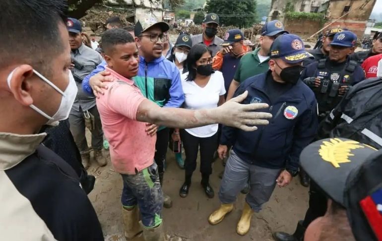 Portada: Venezuela: al menos 25 fallecidos por lluvias en zona central