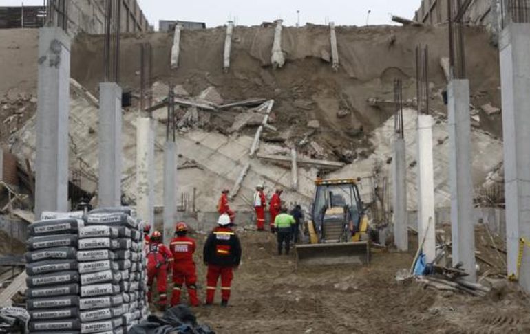 Ventanilla: dos obreros fallecidos tras derrumbe en obra de construcción clandestina