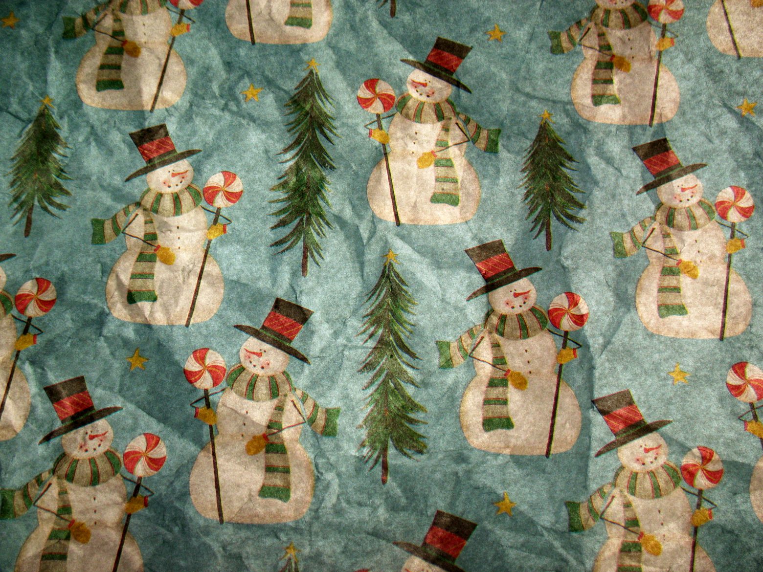 Free Grungy Wrapping Paper Texture Texture L+T