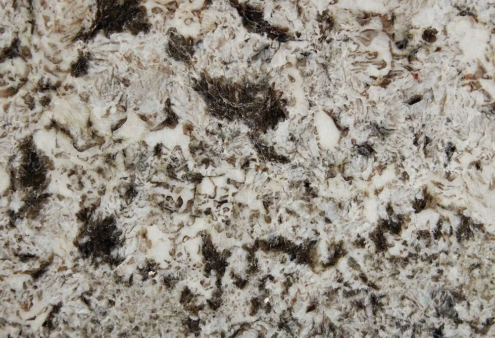 Aspen White poliert.jpg