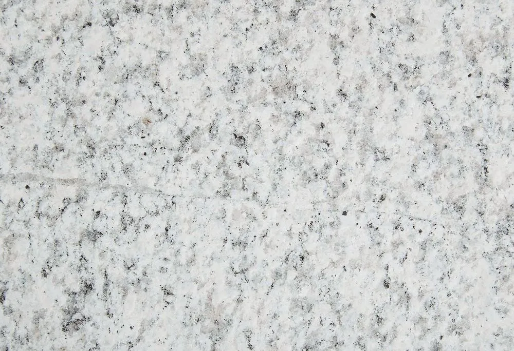 London White geflammt.jpg