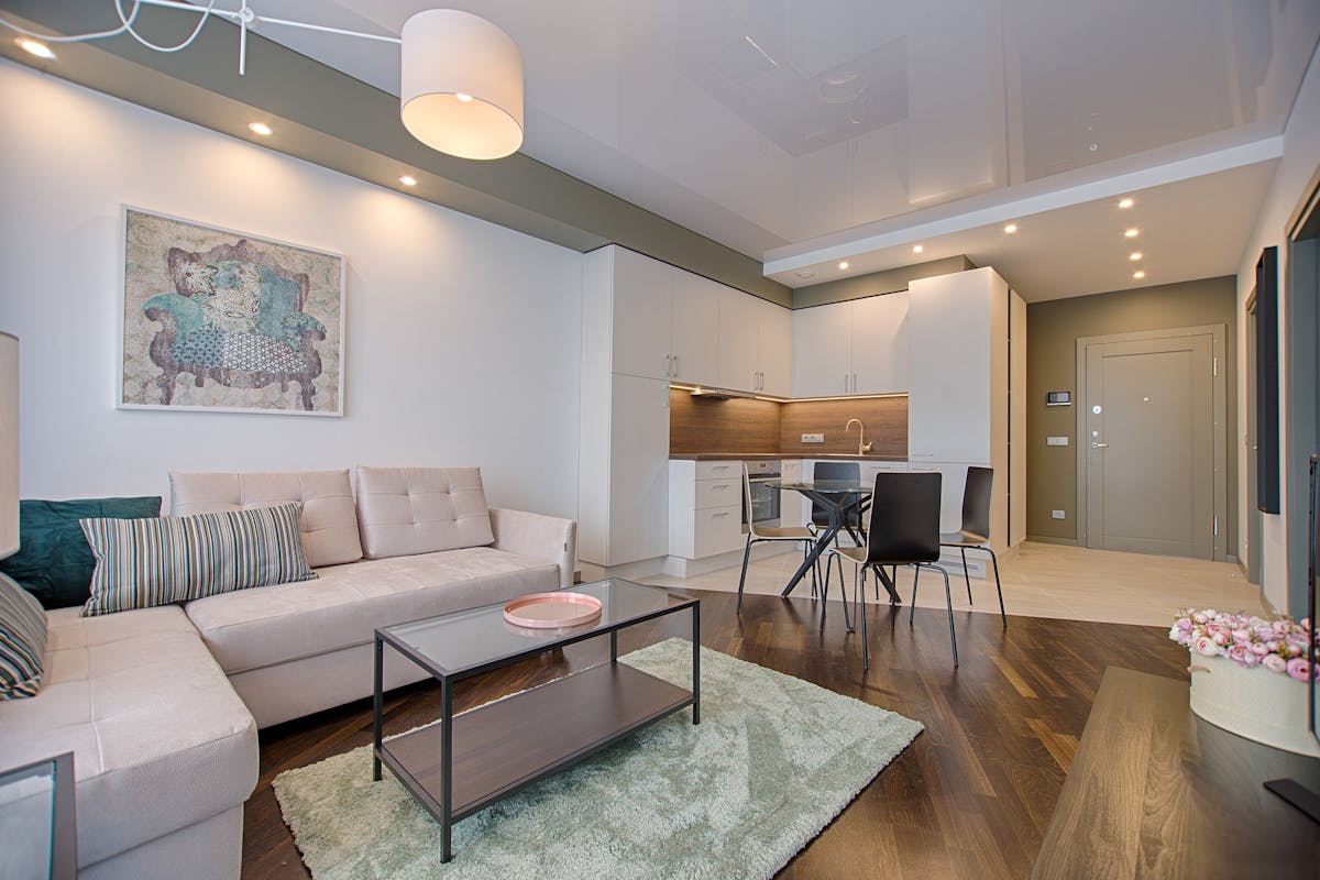 Lighting & Smart Systems
