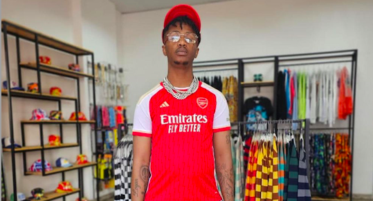 Emtee Records and Amakipkip Team Up for New Clothing Apparel - Zkhiphani