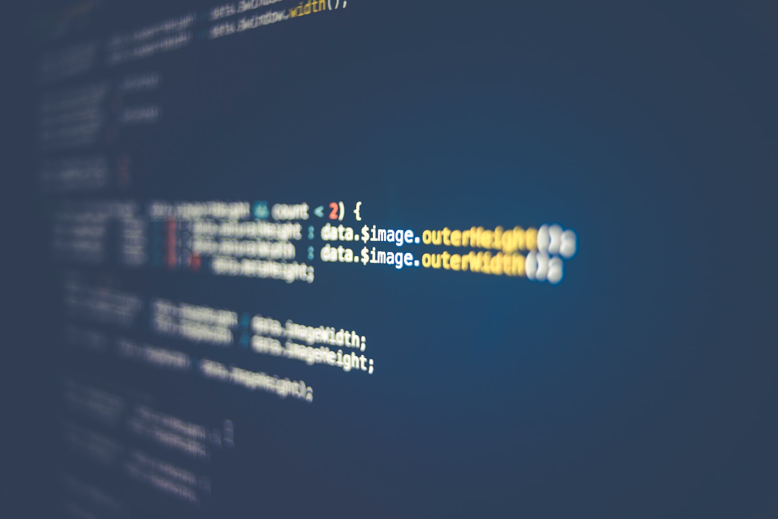How Can Investors Navigate the Creator Economy? How Can Investors Navigate the Creator Economy?