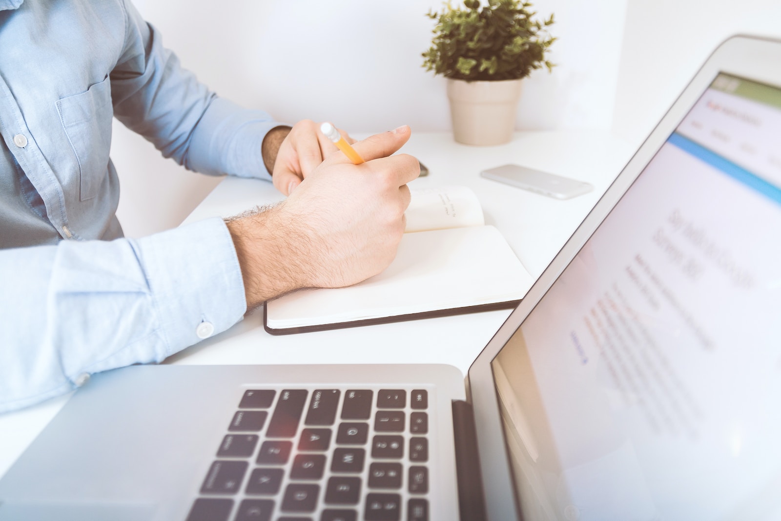 How Can You Monetize Your Website Through Paid Webinars? How Can You Monetize Your Website Through Paid Webinars?