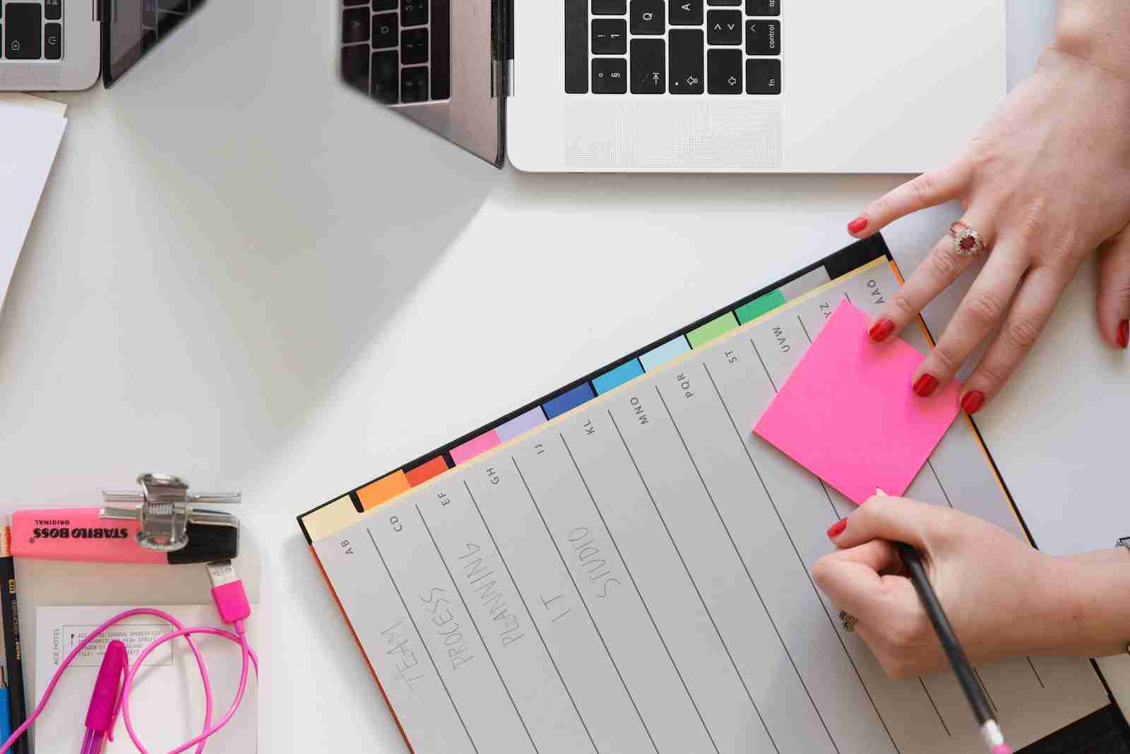 How Do You Make Money with Sponsored Social Media Posts As a Website Blog? How Do You Make Money with Sponsored Social Media Posts As a Website Blog?