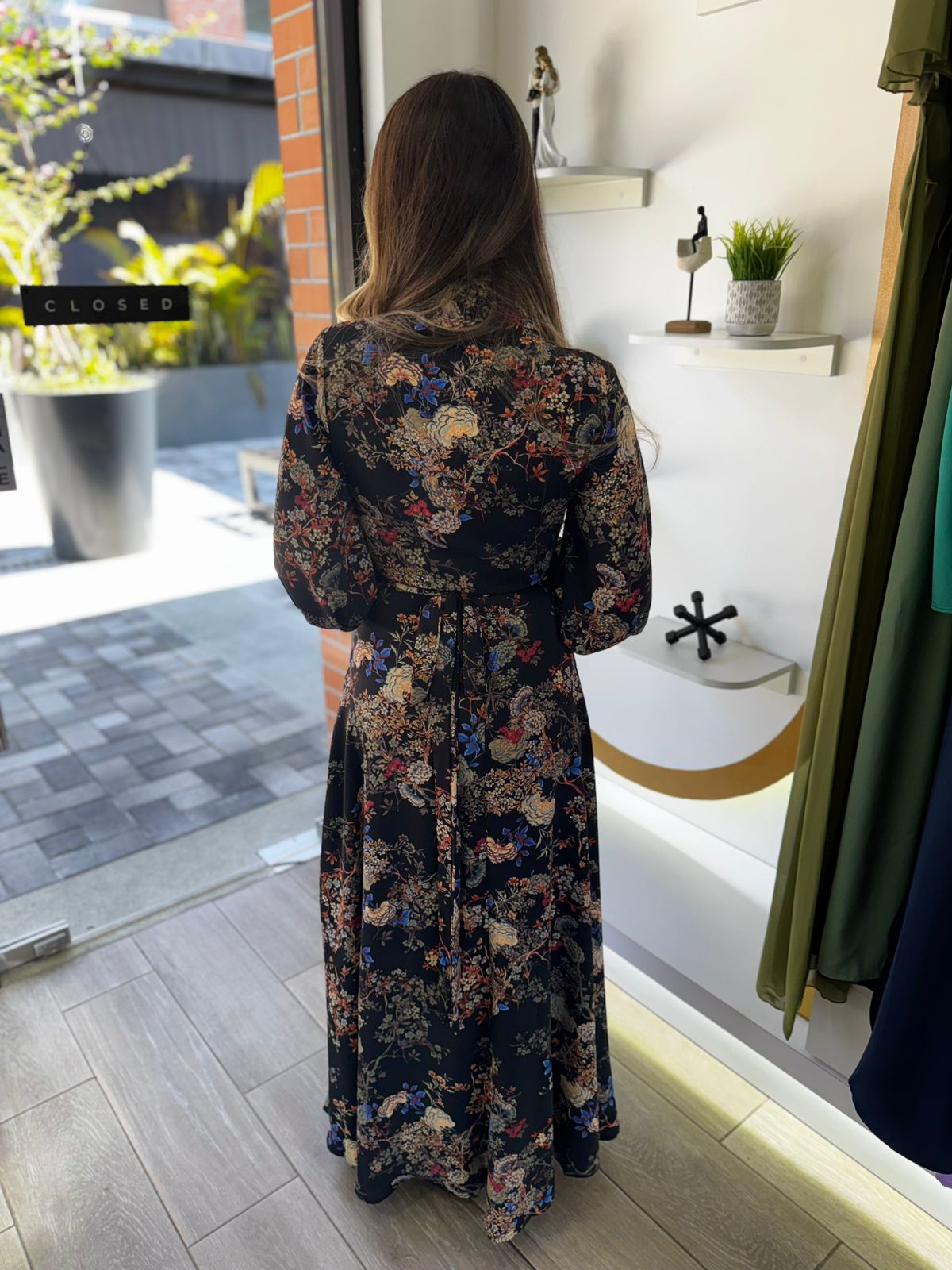 Black Elastic Smocked Sleeve Collar Wrap Maxi Dress (Talla S) thumbnail