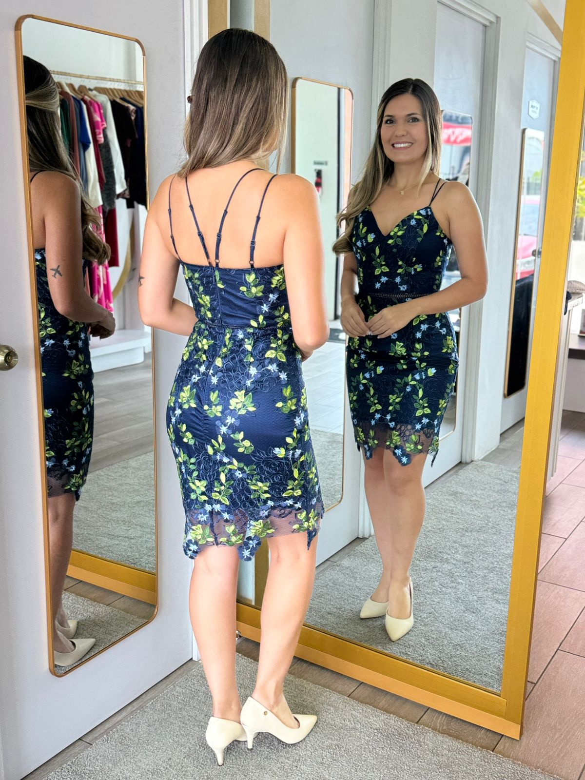 Navy Floral Laced MIni Dress (Talla S) thumbnail