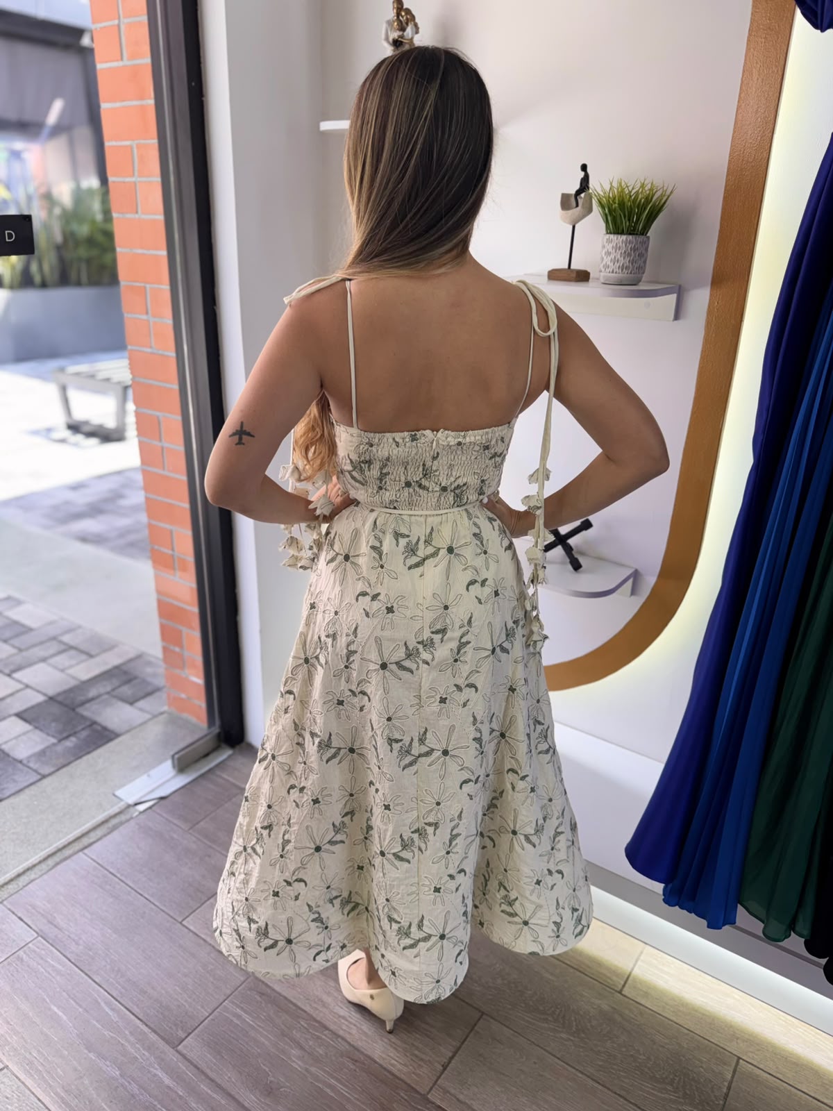Cream Tie-shoulder Midi Dress (Talla S) thumbnail