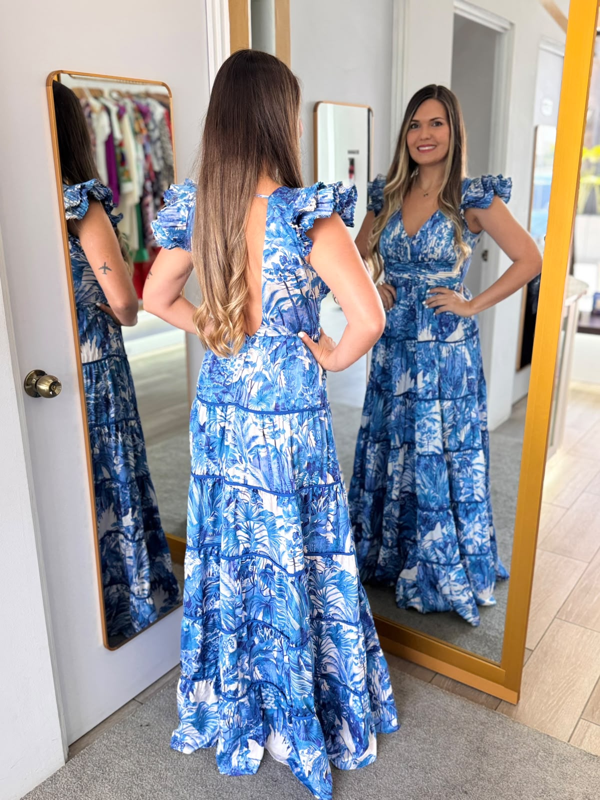 Blue Pleated Double Ruffle Sleeve Tired Maxi Dress (Talla S) thumbnail