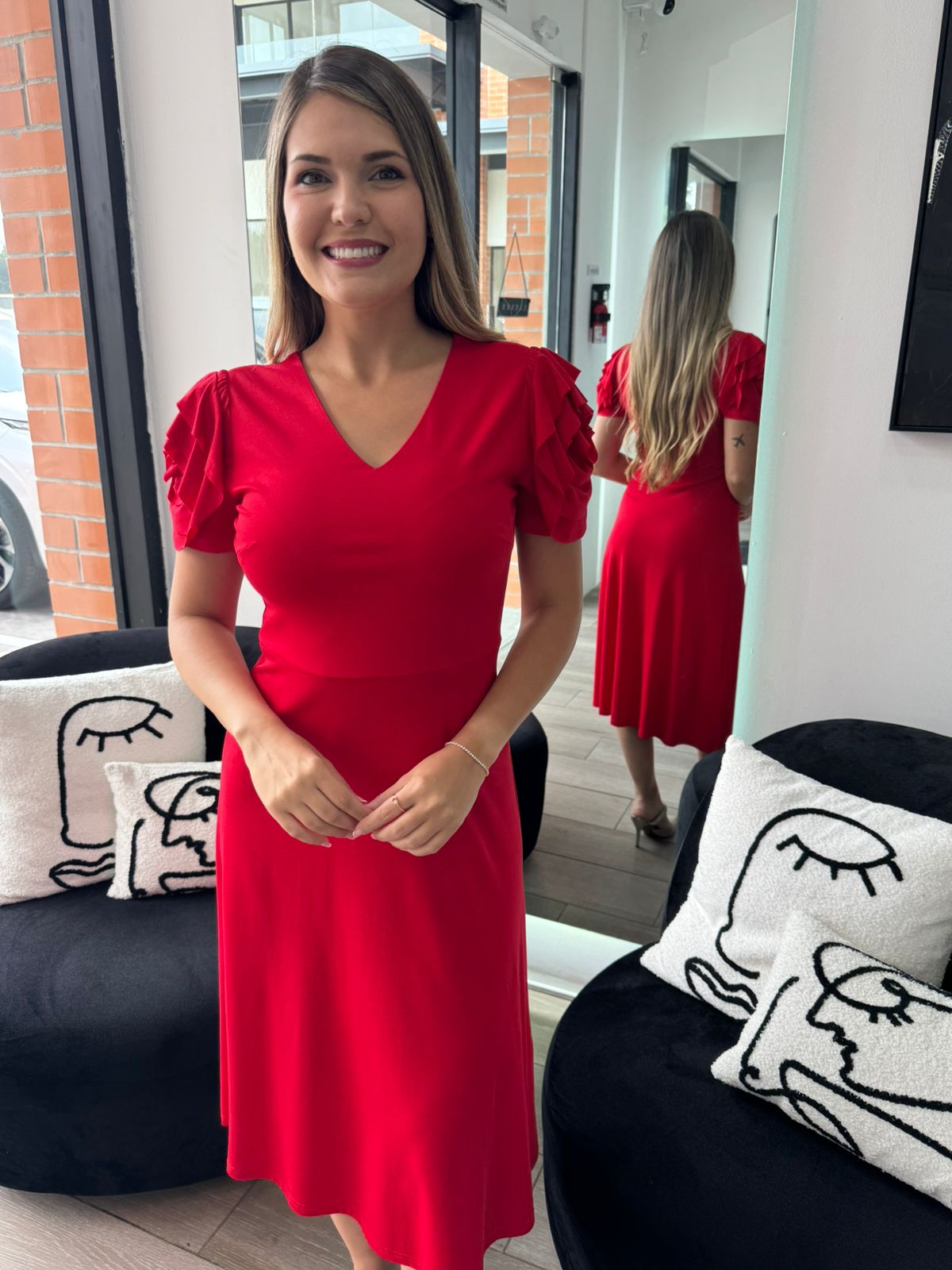 Red Ruffle Sleeve Dress (Talla S)